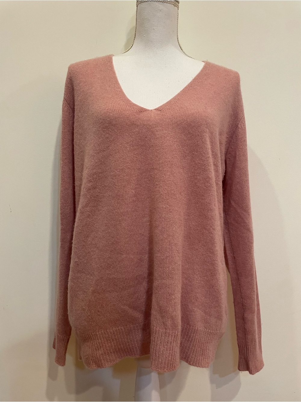 Theory Adrianna Featherweight Cashmere V-Neck Sweater Pink Size Large